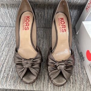 Michael Kors leather heels